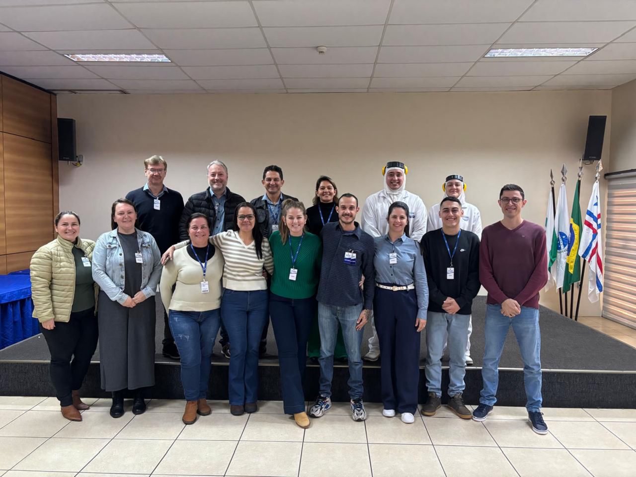 Equipes do fomento avícola e do abatedouro de aves acompanharam os trabalhados de auditoria
Equipes do fomento avícola e do abatedouro de aves acompanharam os trabalhados de auditoria